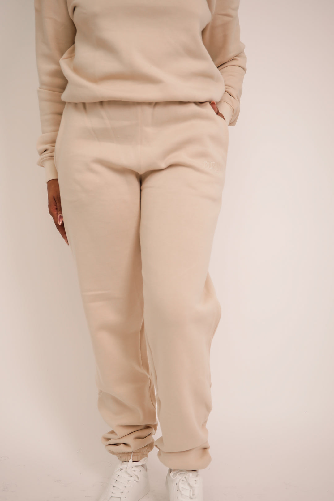 Nea Tall Cream Joggers